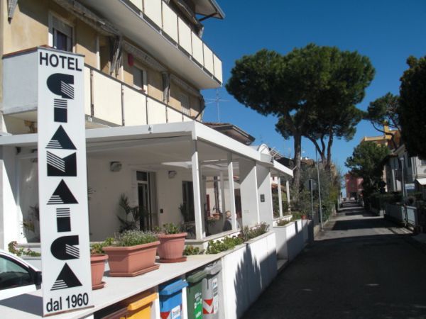 Giamaica Hotel Viserba Di Rimini Exterior photo